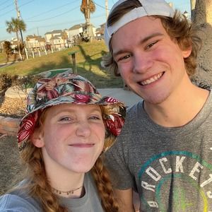 Meet your Posher, Brady